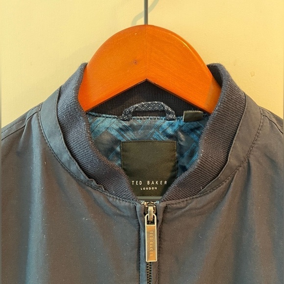 Ted Baker London Full Zip Jacket Mens Size
2 Dark Blue Long Sleeve Casual Bomber - Picture 5 of 16